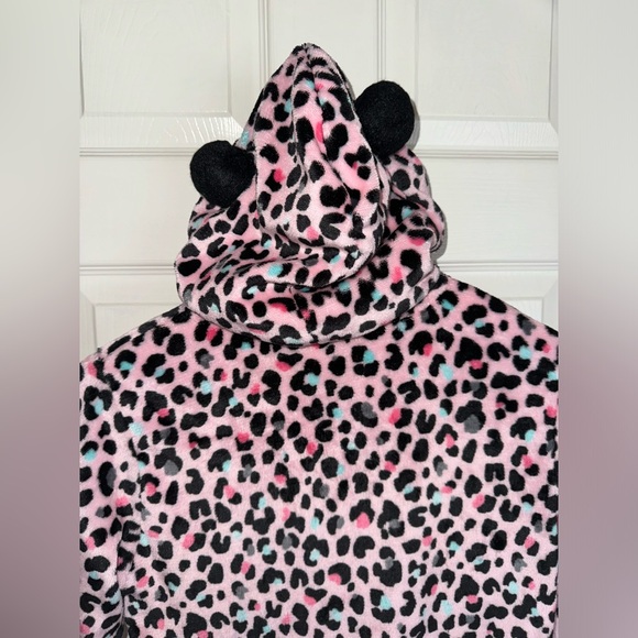 Pink cheetah print onesie size 10/12 - Picture 7 of 8